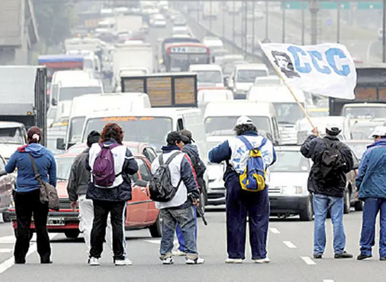 La Ciudad de Buenos Aires sufrió en 2013 casi cuatro piquetes por dí­a hábil
