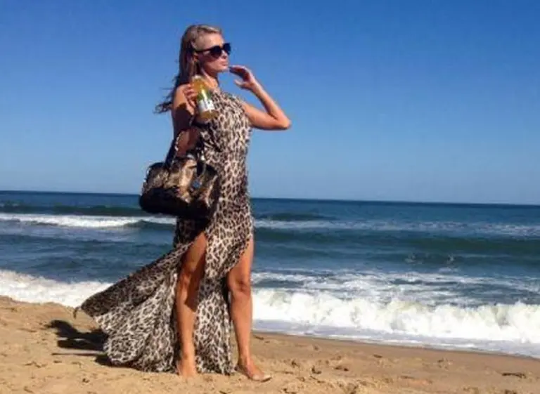 Paris Hilton pasó por Uruguay y deslumbró en una fiesta en Punta del Este