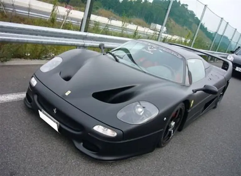 Ponen a la venta la Ferrari Testarossa de Diego Maradona y piden 250.000 euros