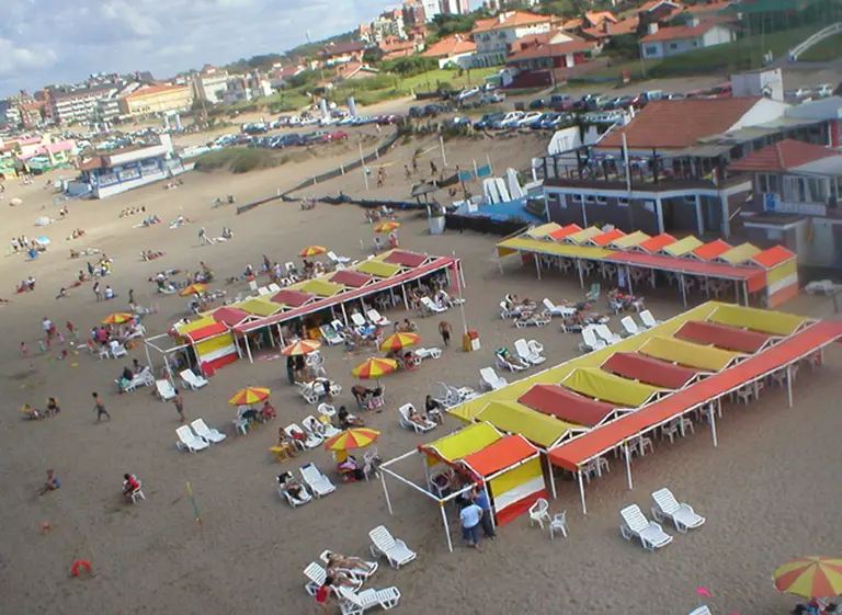 Precios calientes para la temporada: una noche de hotel en Pinamar cuesta el doble que en Venecia