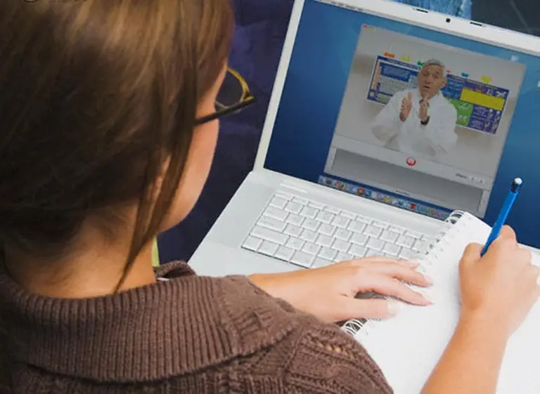 Coursera lanzó especializaciones con certificado que se cursan online