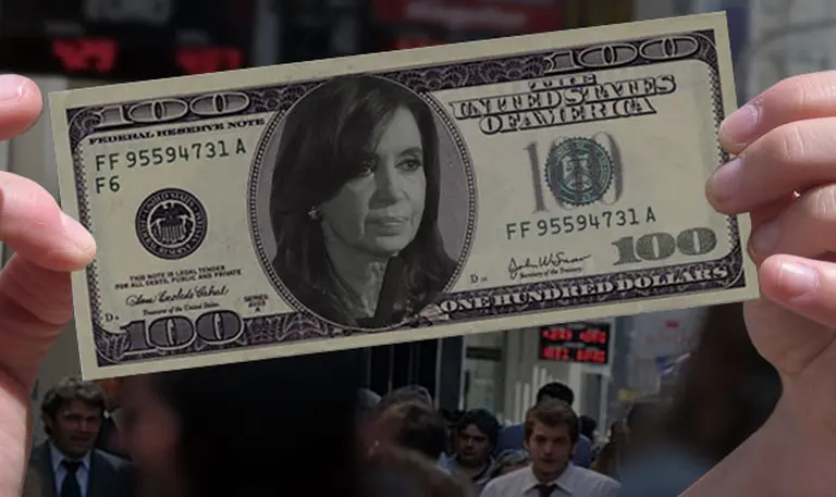 El Gobierno "se rindió" ante la evidencia y tuvo que convalidar la mayor devaluación de la década