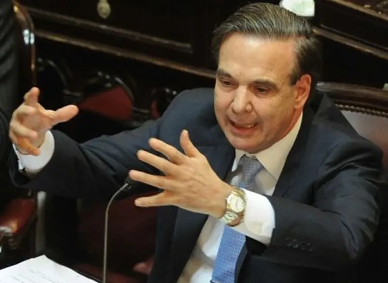 El Gobierno aceptó cambiar la fórmula de movilidad jubilatoria según una propuesta de Pichetto