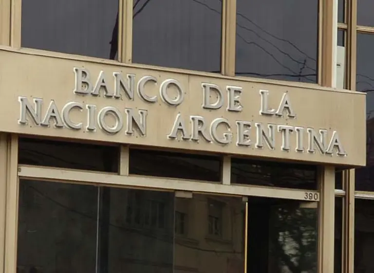 Después de dos décadas, el Banco Nación vuelve a colocar bonos: habrá en dólares, en pesos y en UVA