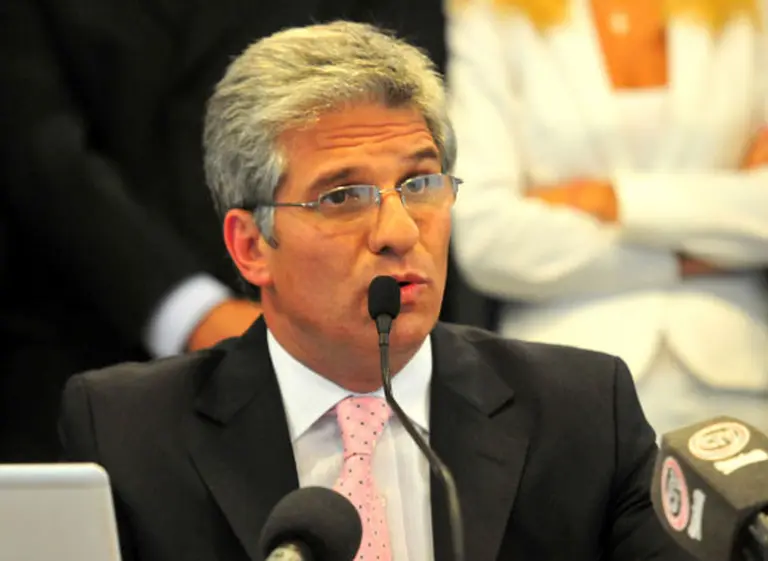 San Luis rompió el acuerdo provincial: decretó subas salariales del 30% para todos los estatales
