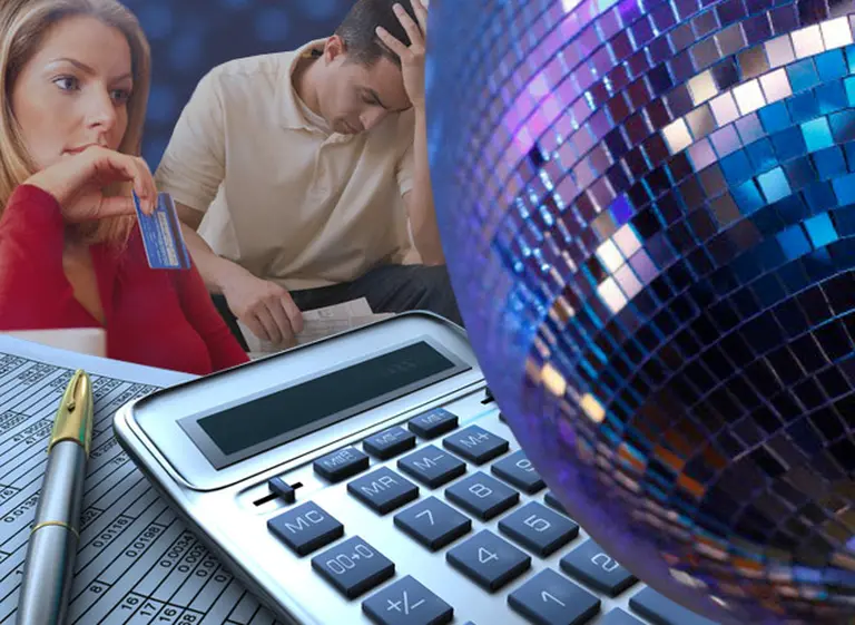 Fin de fiesta: la caí­da del salario y el crédito más caro alejan a la clase media de la "fuga al consumo"