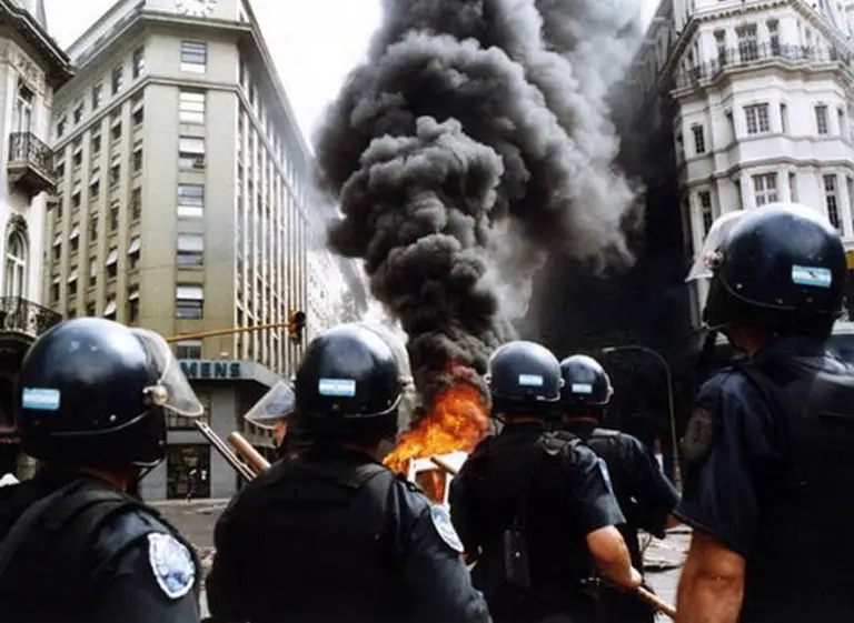 Comienza hoy juicio oral por la represión de diciembre de 2001