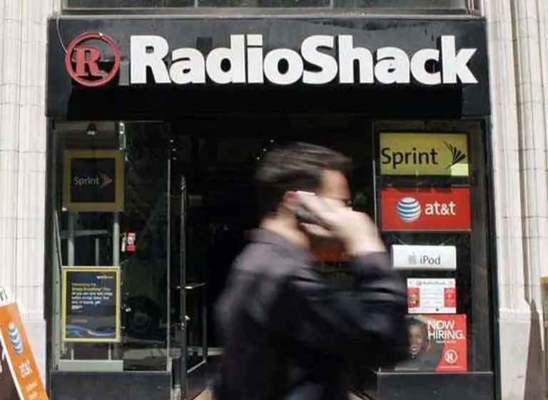 RadioShack planea cerrar 1.100 tiendas en Estados Unidos
