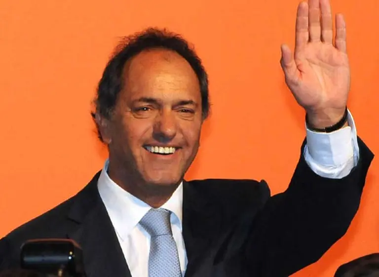 Código Penal: Scioli se distanció de Massa y recordó que la Provincia limitó las excarcelaciones
