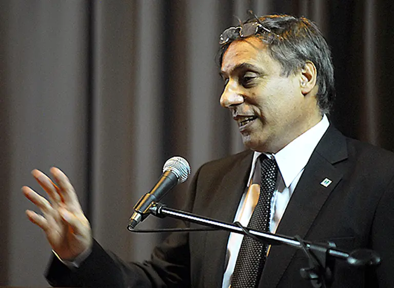 Rodolfo Golluscio reasumió como decano de la Facultad de Agronomí­a de la UBA