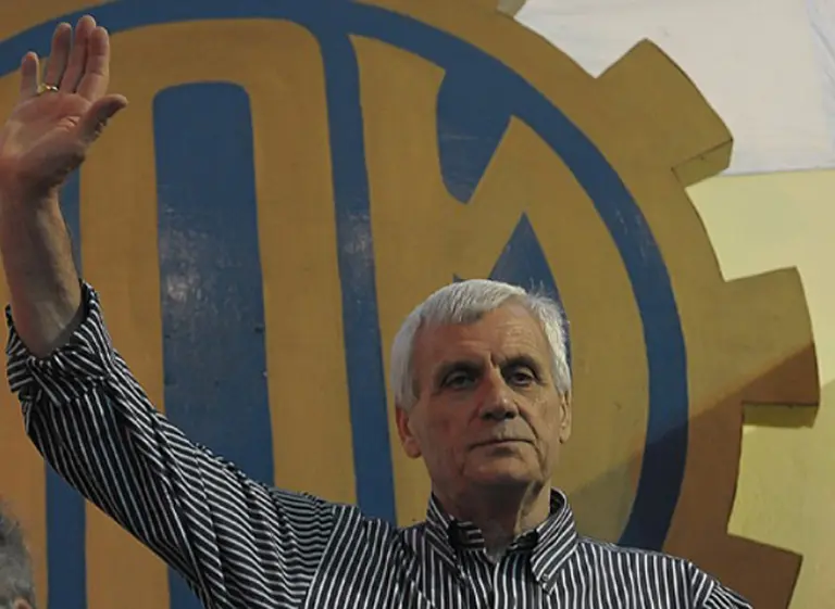 Caló no acepta el "techo" del 15% y la paritaria de metalúrgicos arranca "complicada"