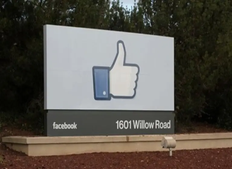 Una amenaza obliga a evacuar la sede central de Facebook en San Francisco