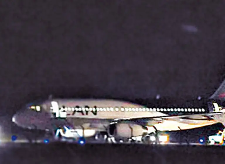 Tensión y miedo por una amenaza de bomba en un vuelo de LAN