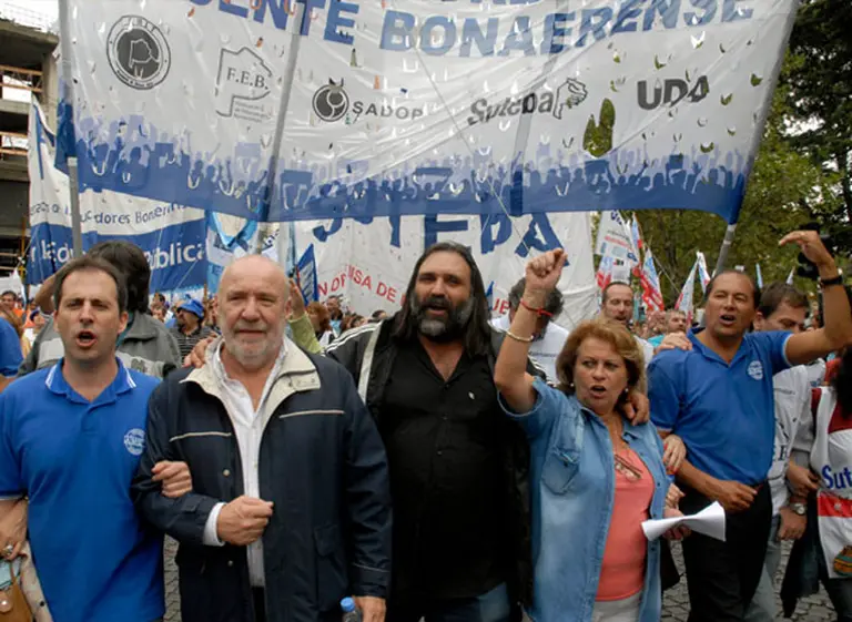 Un sector K afirma que "la plata está" para pagar el aumento salarial a los docentes
