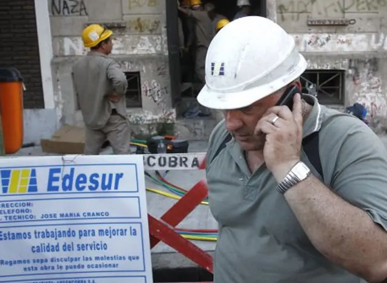 Aplican nuevas multas a Edesur por los cortes de luz y deberá pagar $2,2 millones