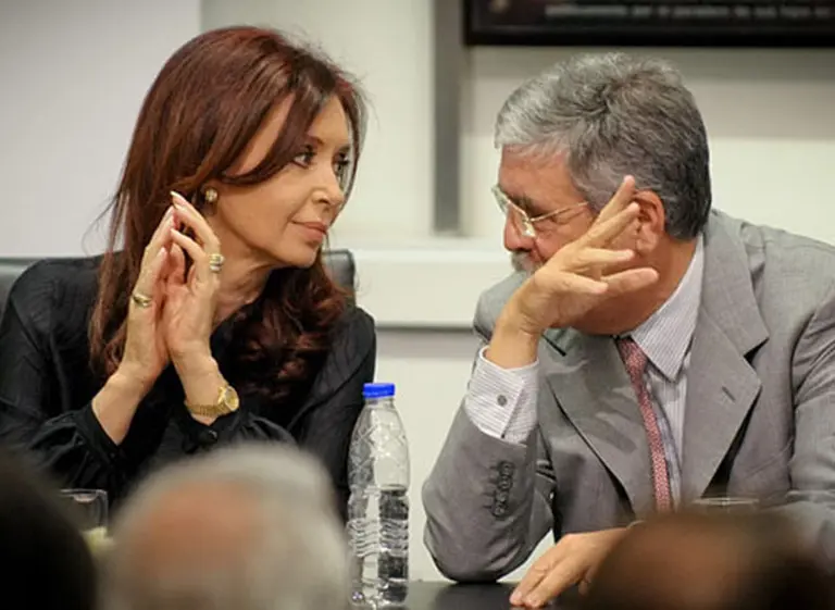 La Casa Rosada avanza en el plan de congelar tarifas de luz y quitar subsidios