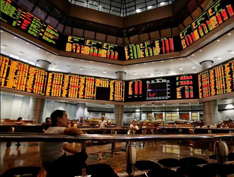 Nuevo derrumbe de los mercados bursátiles chinos: Shanghai perdió un 6,4%