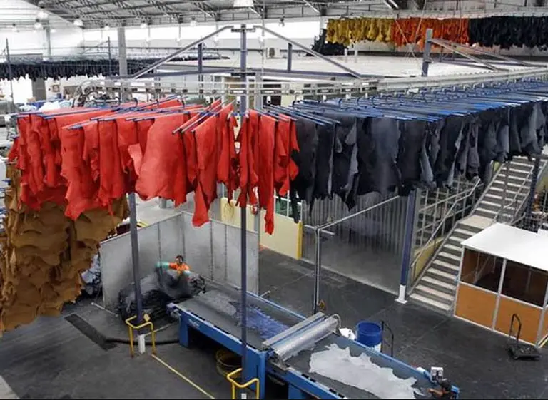 El empleo en el sector del cuero cayó un 30% en los últimos cinco años