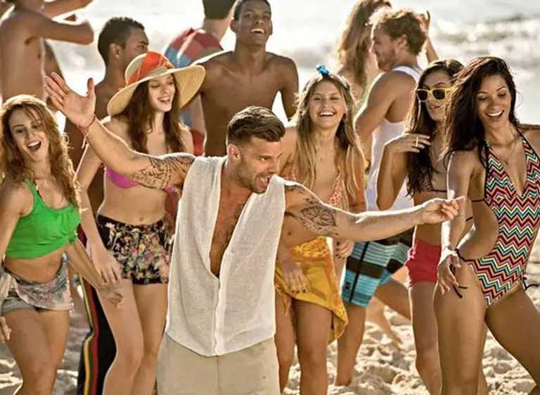 Ricky Martin estrenó el video de su canción para el Mundial