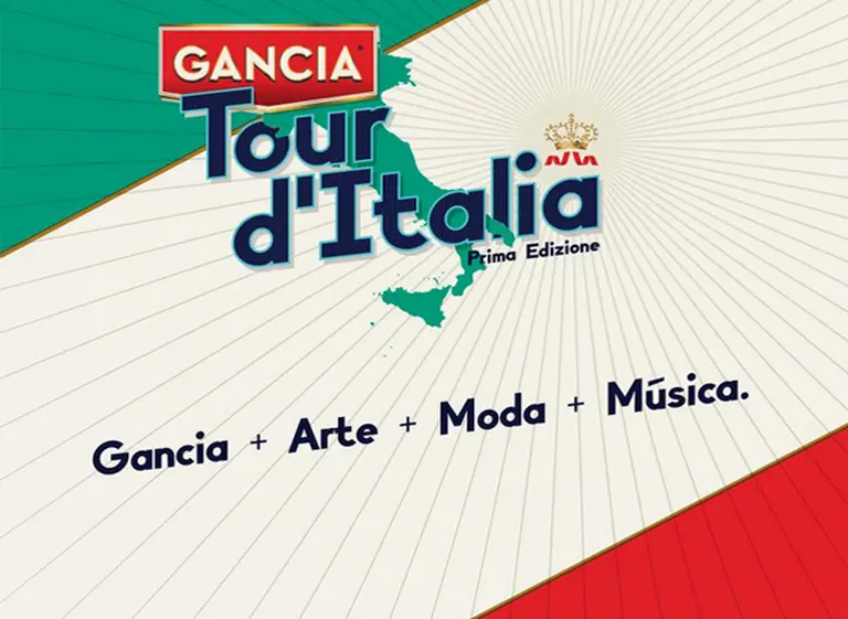 Gancia invita a "italianizarse" en una acción con Calu Rivero