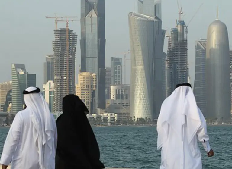 Se derrumba la bolsa de Qatar ante el riesgo que el paí­s no sea sede del Mundial 2022