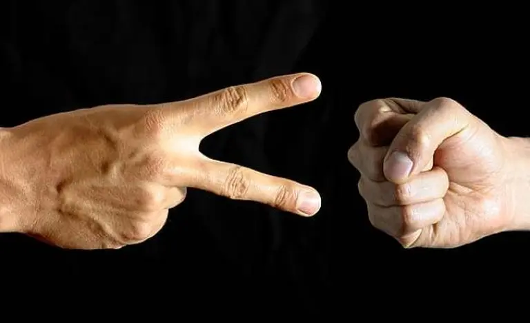 Cómo ganar siempre a piedra, papel o tijera