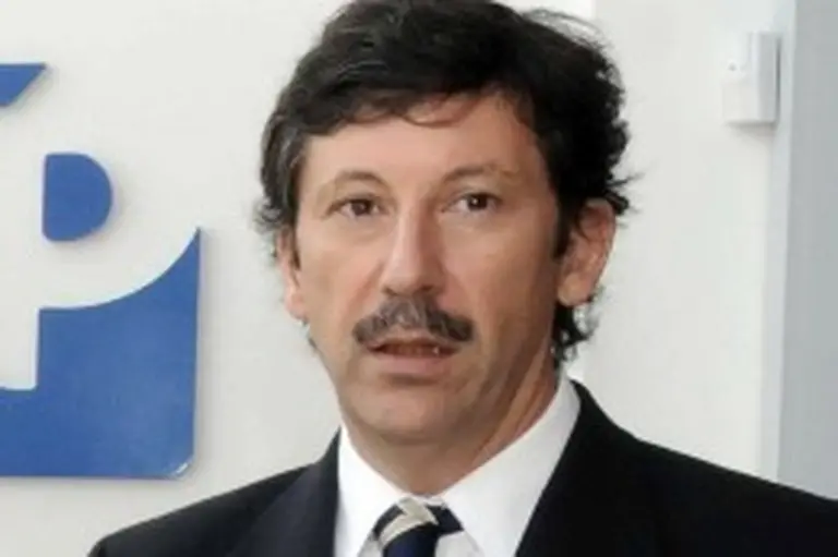 Impulsan una investigación contra el intendente de San Isidro por la urbanización de villas