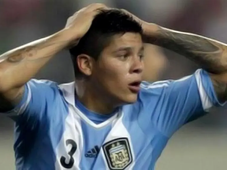 A pocos dí­as del Mundial, procesaron al defensor Marcos Rojo por lesiones