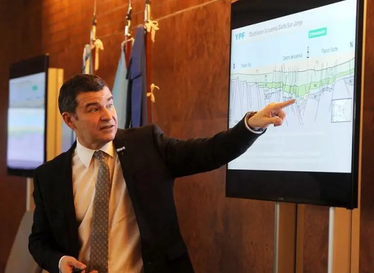 Vaca Muerta: pese a la caí­da del precio del crudo, YPF busca socios