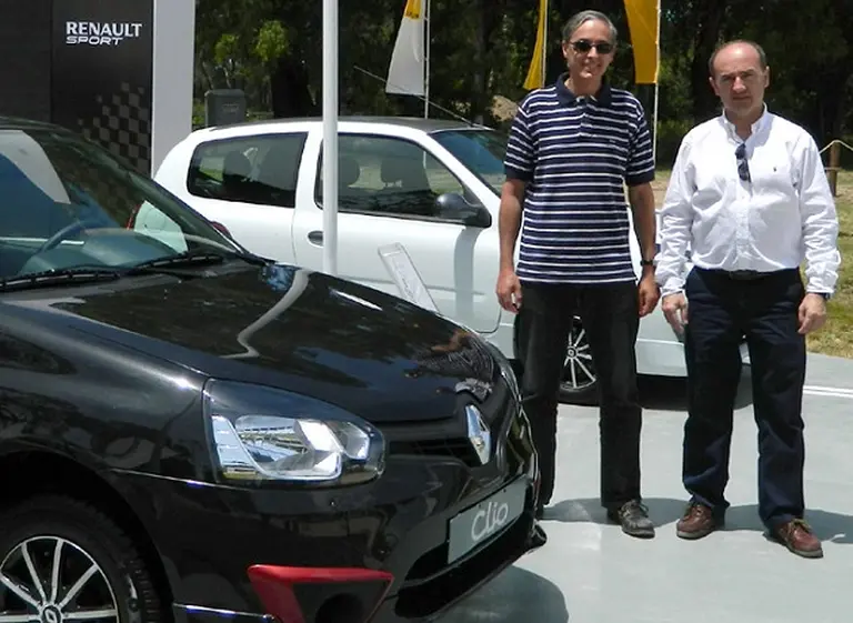 Tristeza por el fallecimiento de los directivos de Comunicaciones de Renault