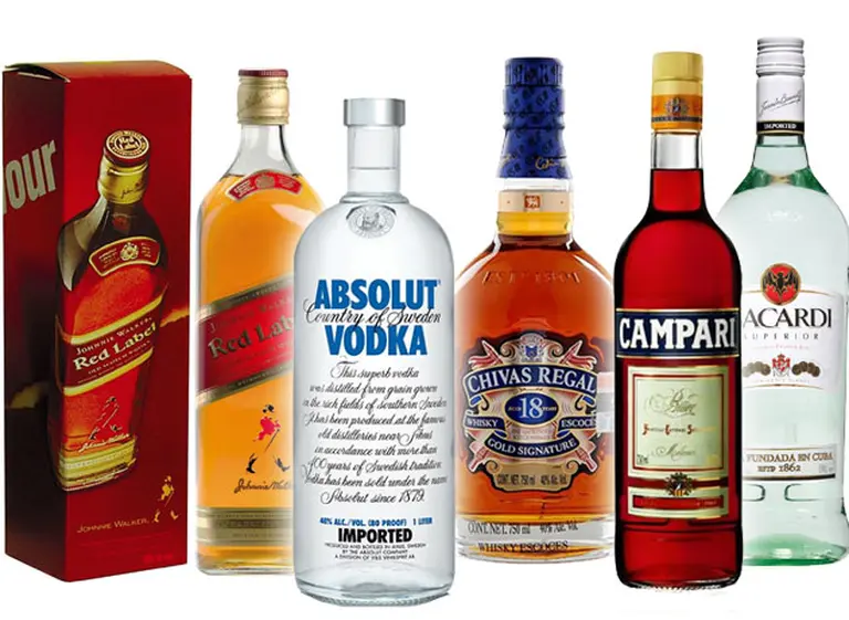 Exclusivo: las 40 marcas importadas de destilados y aperitivos más consumidas en Argentina