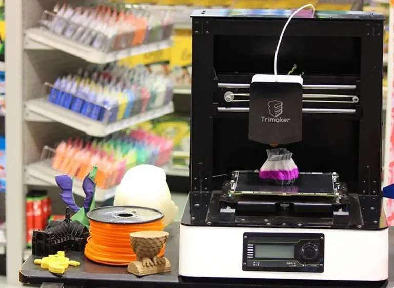 Staples venderá impresoras 3D para el hogar