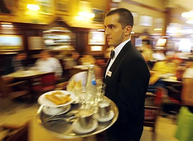 El verano acrecienta la crisis del sector gastronómico