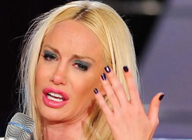 Luciana Salazar se separó de Martí­n Redrado y lo defenestró en Twitter