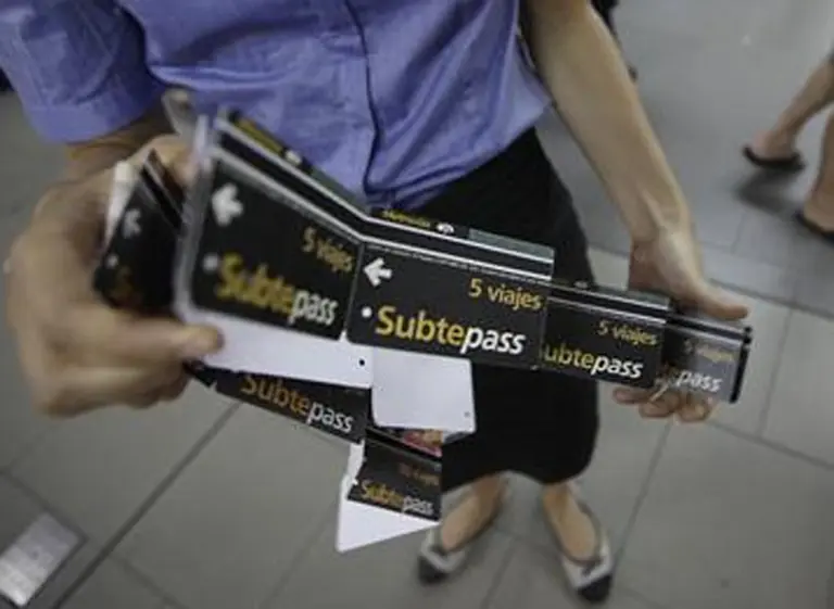 Gobierno porteño pide llamar a audiencia pública para subir el subte a $10