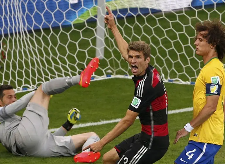 En una paliza histórica, Alemania le ganó 7 a 1 a Brasil  y lo dejó afuera del Mundial en su propia casa