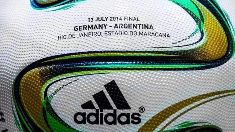 Ya está lista la pelota para la final entre Argentina y Alemania