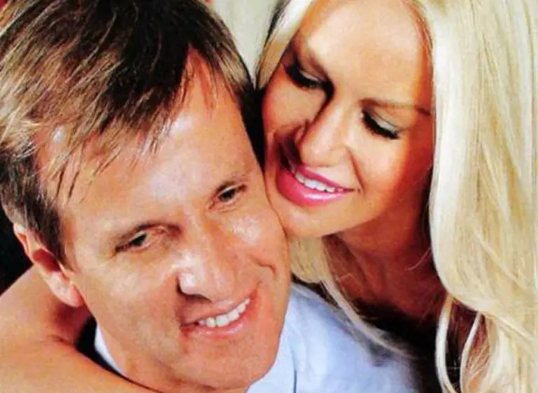 La curiosa torta que le regaló "Luli Pop" a Redrado por sus 54