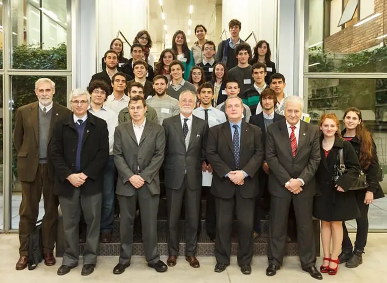 El programa educativo Roberto Rocca entregó 178 becas este año