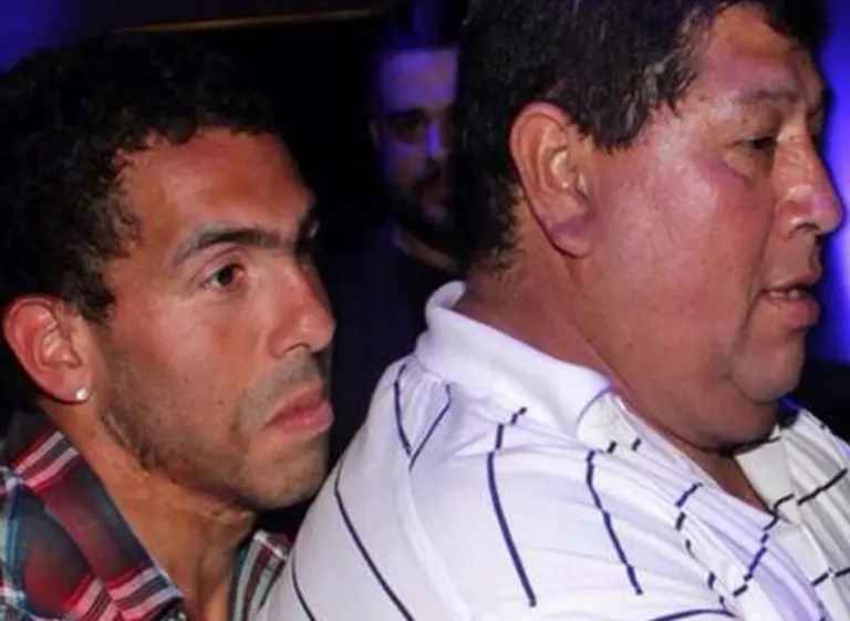Liberaron al papá de Carlos Tevez y el jugador no viajará a la Argentina