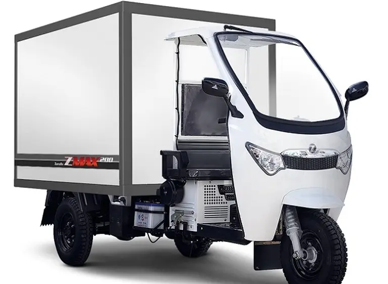 Zanella presentó una nueva lí­nea de utilitarios para trabajo industrial