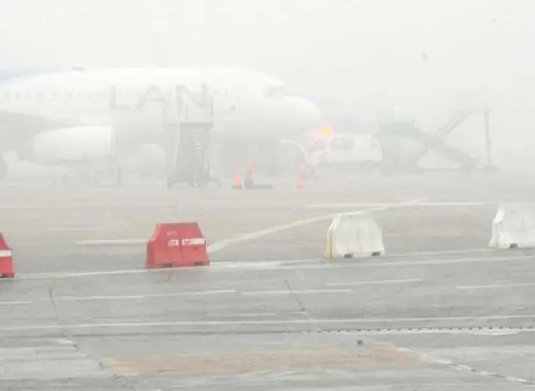 Por la niebla, hay demoras y reprogramaciones en el Aeroparque Jorge Newbery