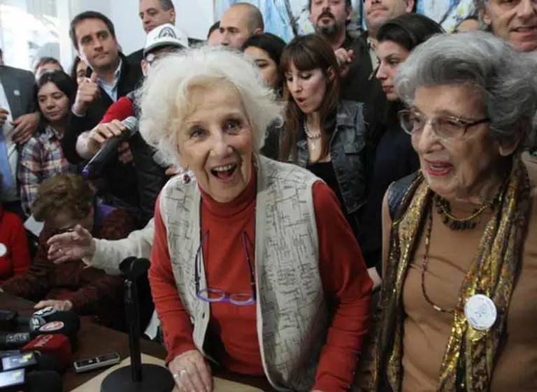 Estela de Carlotto viajará con su nieto al Vaticano para reunirse con el Papa