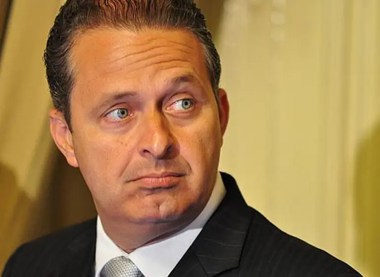 Luto en Brasil por la muerte de Eduardo Campos: Rousseff suspendió su campaña electoral por tres dí­as