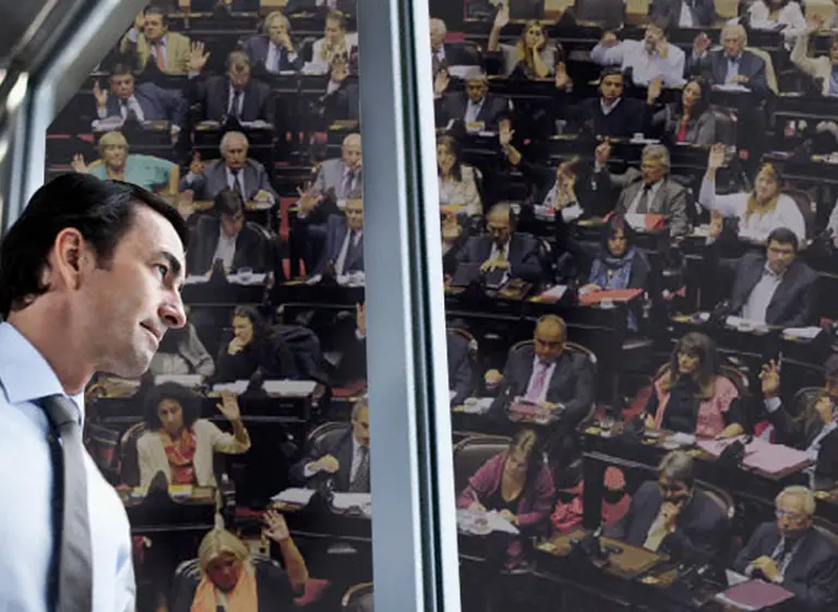 Diputados buscan un "retoque" al régimen laboral para beneficiar a los empleados de las Pyme