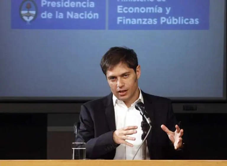 Estudian la emisión de un bono para absorber pesos del mercado