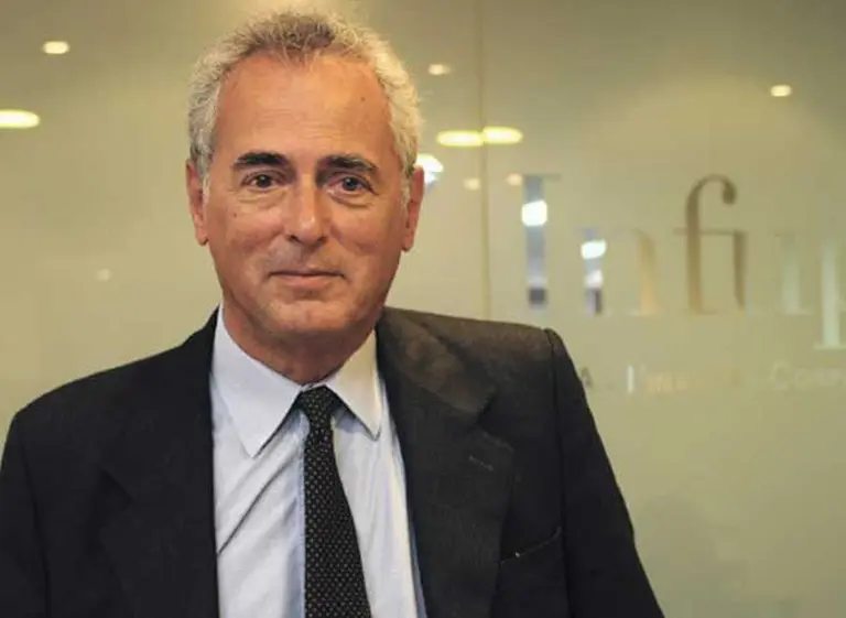 Solanet: "El déficit y la incoherencia entre polí­tica monetaria y fiscal estaba potenciando una crisis"