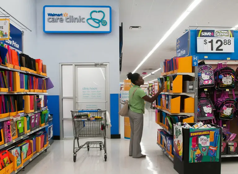 Walmart instala clí­nicas de atención primaria para empleados y clientes