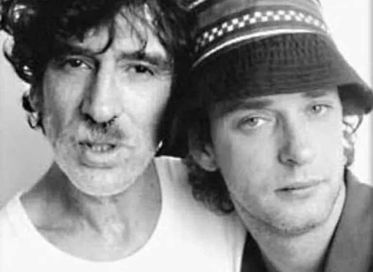 Charly despidió a Cerati en la Legislatura y dijo que fue "un arquitecto del sonido"