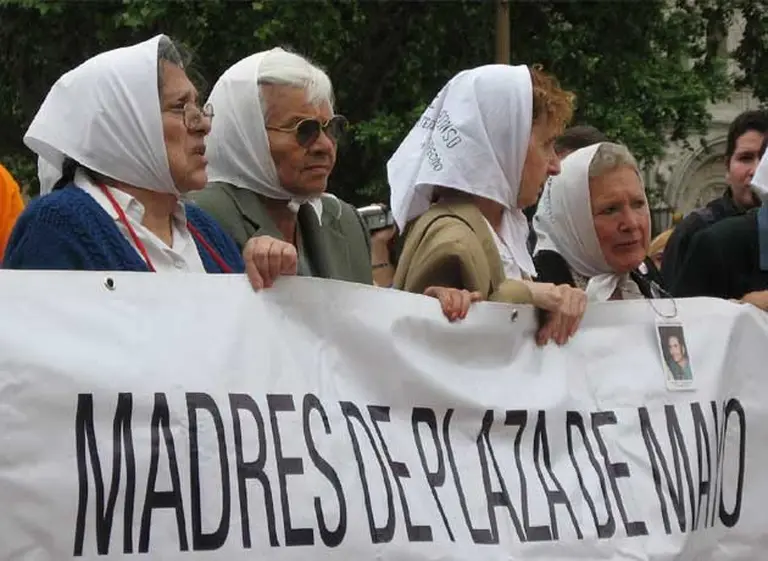 Declaran la quiebra de la Fundación Madres de Plaza de Mayo
